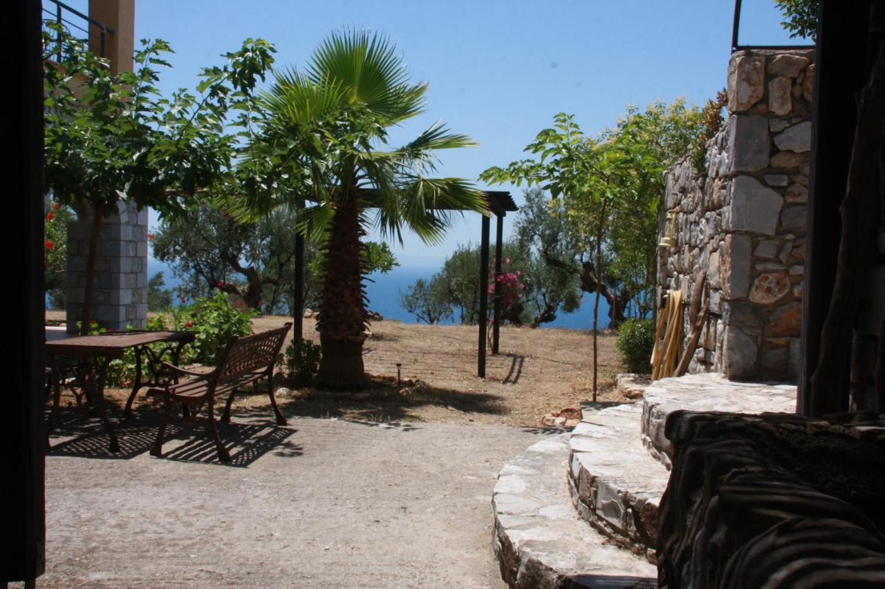 Sea And Mountain View Vila Calamata Exterior foto