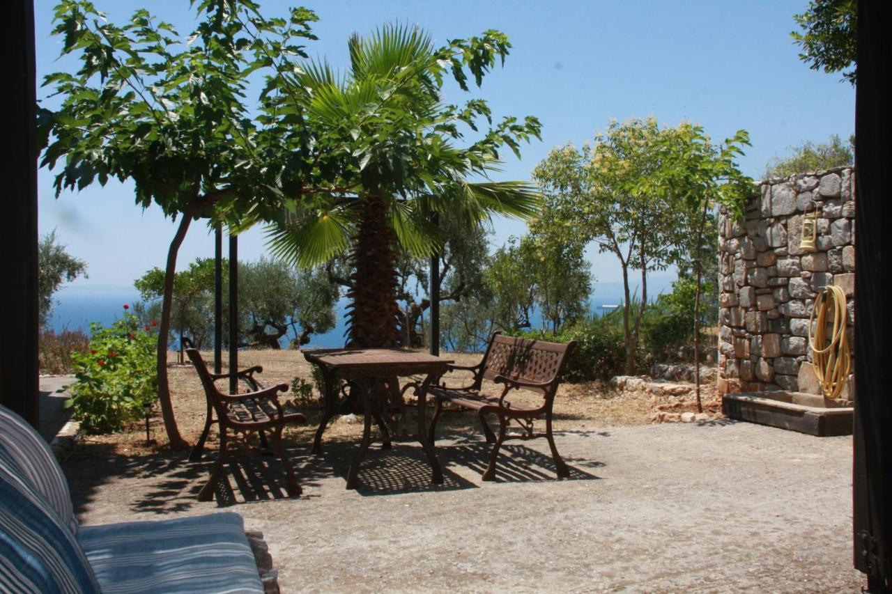 Sea And Mountain View Vila Calamata Exterior foto