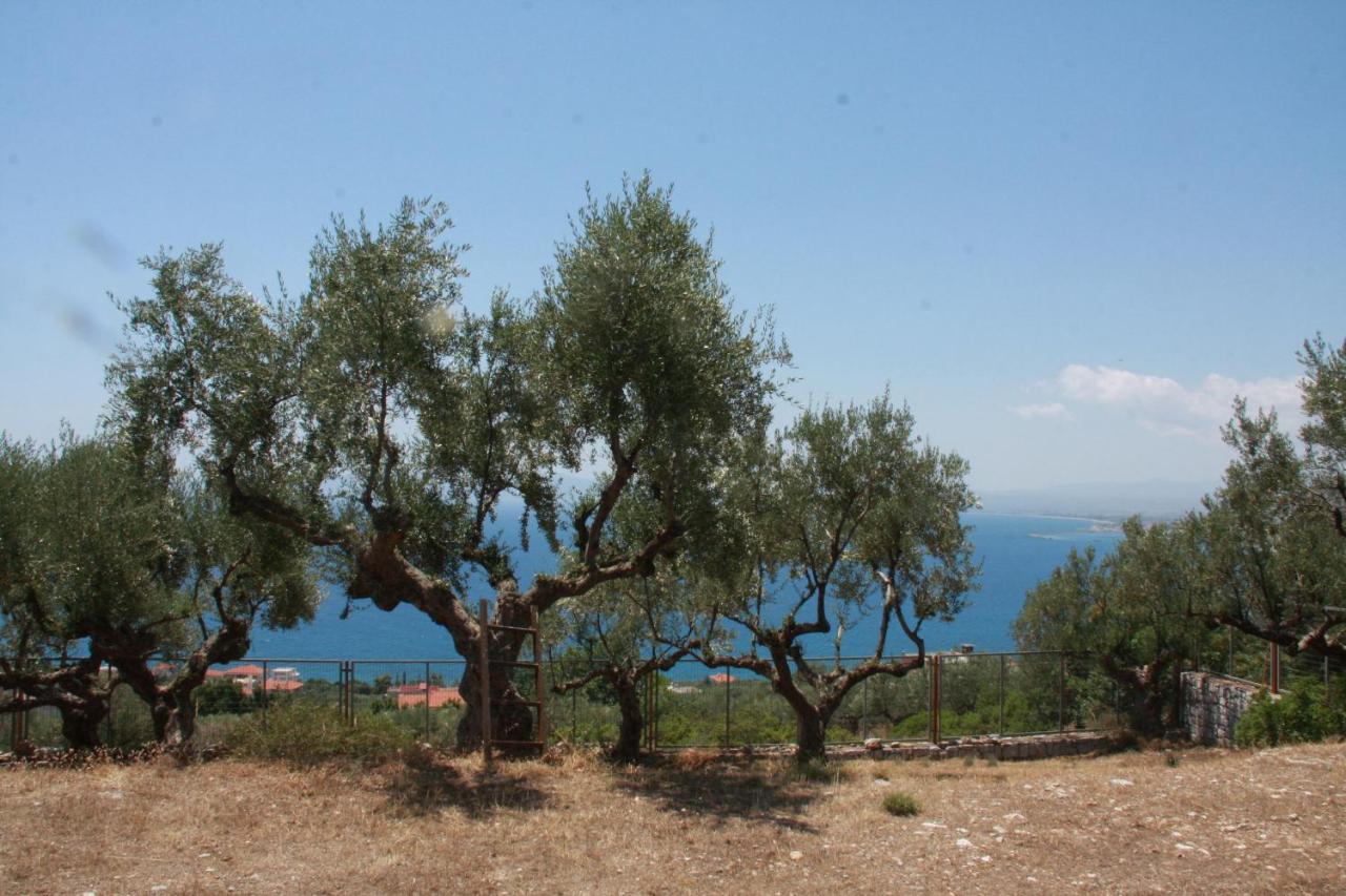 Sea And Mountain View Vila Calamata Exterior foto